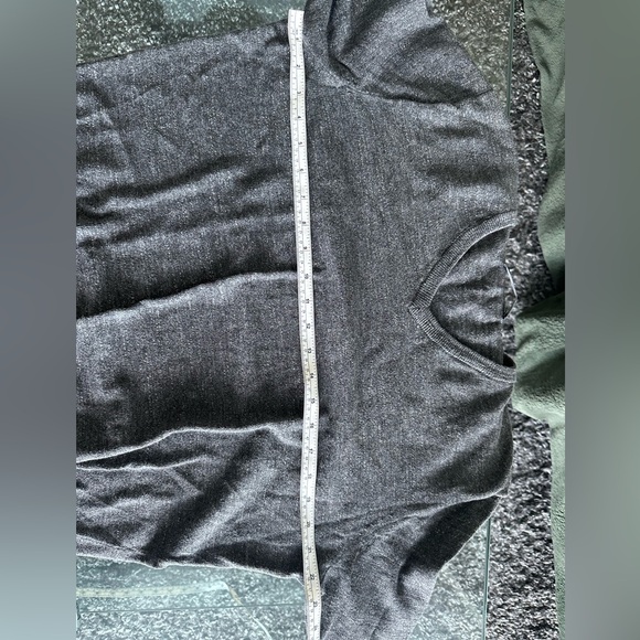 J Crew Medium Grey V Neck Sweater - Picture 5 of 5